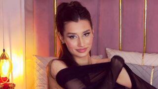 Carine Your body is unreal 2026-02-13