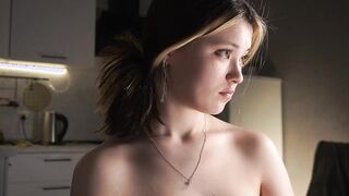 shyakemi Webcam Model Alluring Seduction Video 2026-04-17