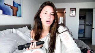 itskassielee Webcam Girl Alluring Energy Video 2026-04-17