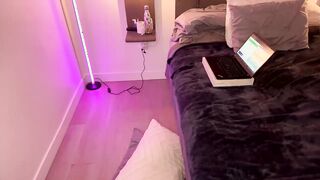 kittywoodyluv Webcam Girl Sensual Tease Video 2026-04-18