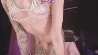 iam_eli Camgirl Sexy Feminine Video 2026-04-18