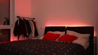 sweetjona Live Cam Performer Body Tease Video 2026-04-19