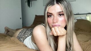 lolamarie_ Fiery Show Live Cam 2026-04-20