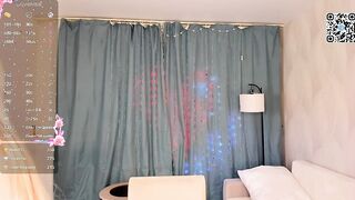 mikaelataron You have the kind of body men dream about 2026-04-27