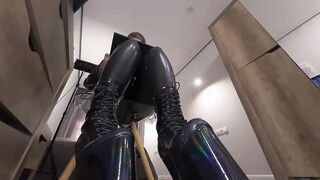SilviaVinylstore You have the sexiest body imaginable 2026-05-09