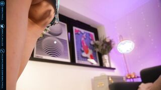 littlee33 - brunette cam model