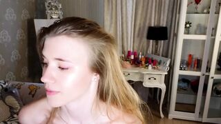 cute_fox_girl - athletic blonde topless 2026-05-10 1120 webcam video