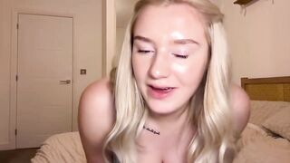 lily_fox01 2026-05-15 2130 webcam video