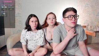 couple_of_kittens 2026-05-16 2150 webcam video
