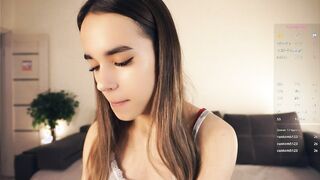 keeleyreineck sucks finger 2026-05-18 0556 webcam video