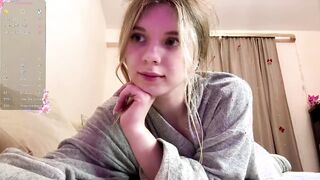 chloe_show Thrilling Live Siren 2026-05-22