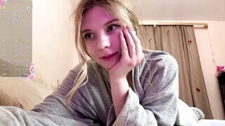chloe_show Thrilling Live Siren 2026-05-22