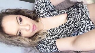 LaraGray 2026-05-24 0500 webcam video