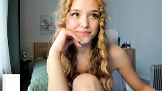flooora_0 2026-05-30 0410 webcam video
