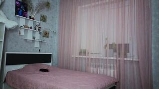 hoaarisa 2026-06-05 2320 webcam video