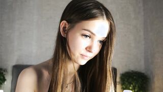 auroralowen 2026-06-06 1040 webcam video