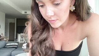 bloomyogi 2026-06-19 2330 webcam video
