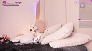 gisellee__ 2026-06-20 0130 webcam video
