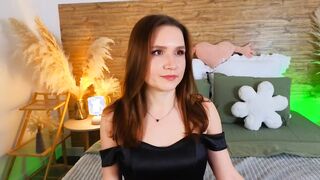 EmilyWillis 2026-03-04 0830 webcam video