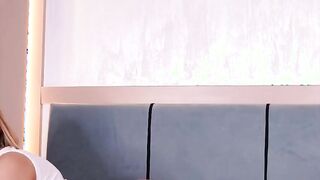 JessyVoss doggy blonde