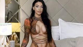 IzaBelle busty and doggy model