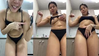 AmberLogan busty and booty