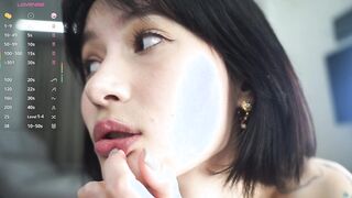 chee_cha Perfect Webcam Charm 2026-03-20