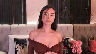 LexyNess classy brunette webcam video