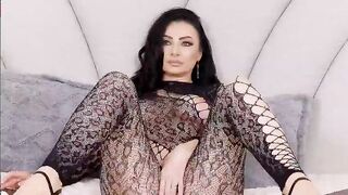 ErikaStill Lingerie Beauty Drives Men Crazy 2026-03-31