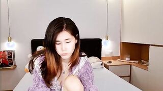 YingBao Stunning Lingerie Seductive Cam 2026-04-01