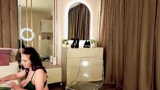 MavisReeve Addictive Lingerie Tease Live 2026-04-01